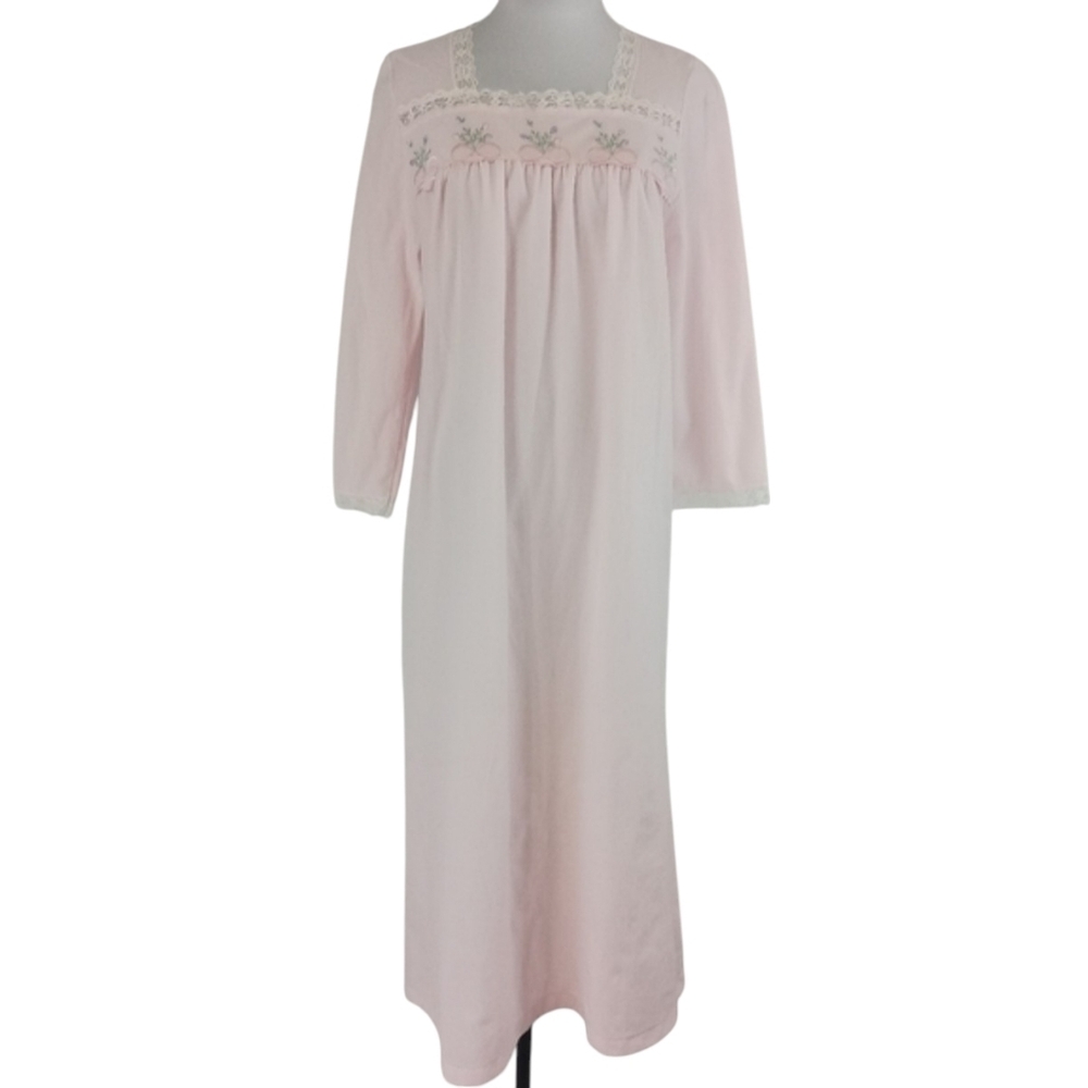 Vintage 80s Lorraine Womens Pink Floral Plus Size Nightgown size M Feminine Lace